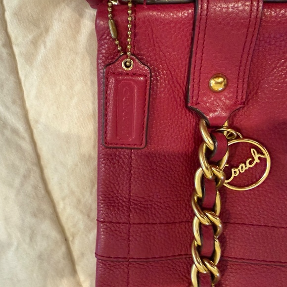 Coach North South chain duffle F19722 Excellent condition Pink - Picture 6 of 10